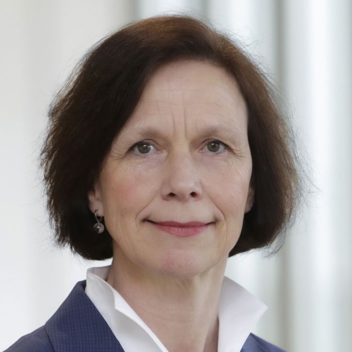 Prof. Dr. Gabriele Britz, Director Johanna Quandt Young Academy @ Goethe