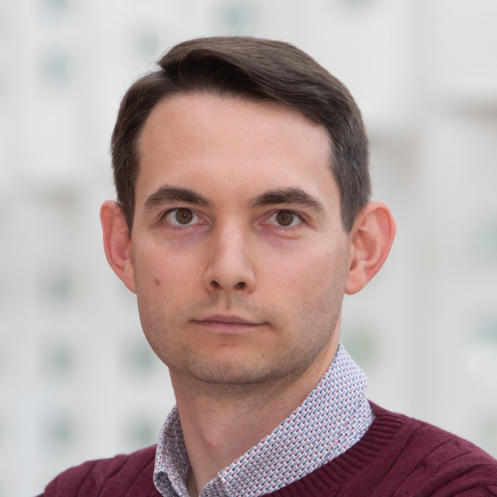 Dr Andrei Kuzhelev